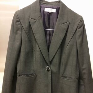 Tahari Arthur S Levine gray blazer sz 12